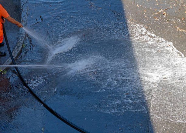 istock High pressure water hose 1666552882