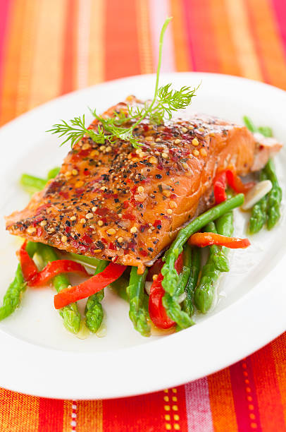 istock Salmon fillet with vegetables 166671844