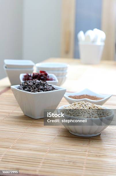 Foto de Grãos E Fruta e mais fotos de stock de Alimentação Saudável - Alimentação Saudável, Antioxidante, Assar