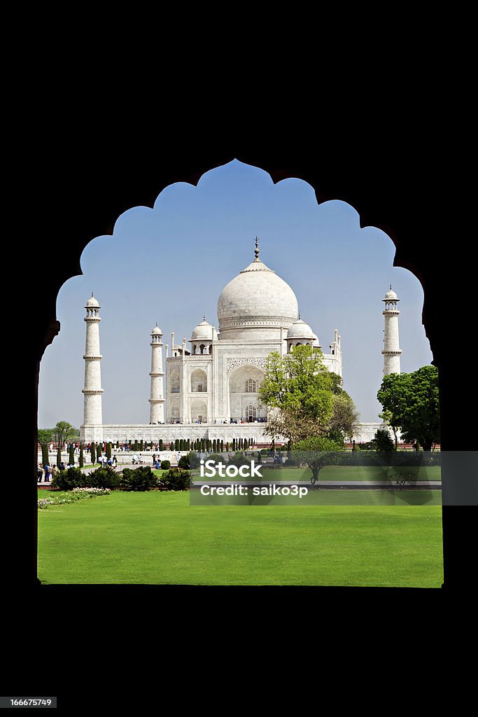 Taj Mahal w Agrze - Zbiór zdjęć royalty-free (Agra)