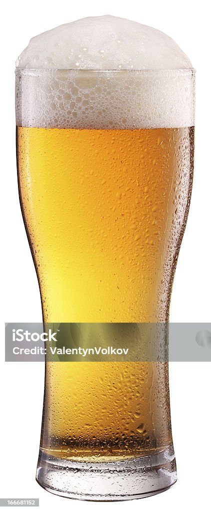 Birra in vetro su sfondo bianco. - Foto stock royalty-free di Alchol