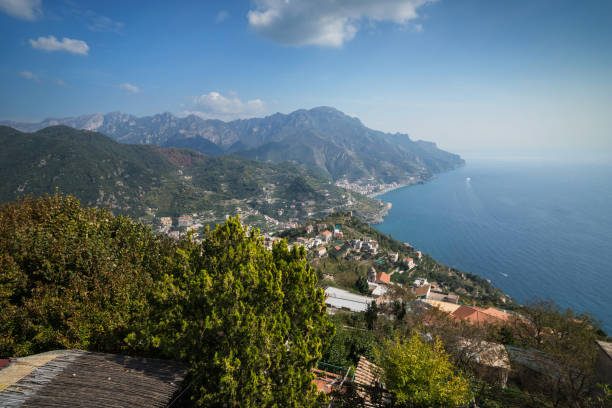 view from ravello, amalfi coast, italy - marmorata imagens e fotografias de stock