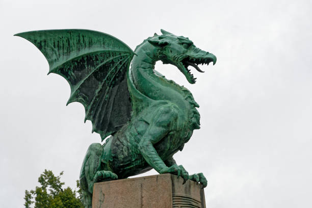 istock Dragon Bridge - Ljubljana, Slovenia 1667281166