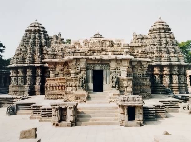 il tempio di chennakeshava. - somnathpur foto e immagini stock