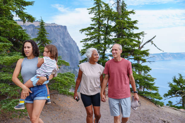 istock Multigenerational family hikes along mountain ridge in Oregon 1668284885