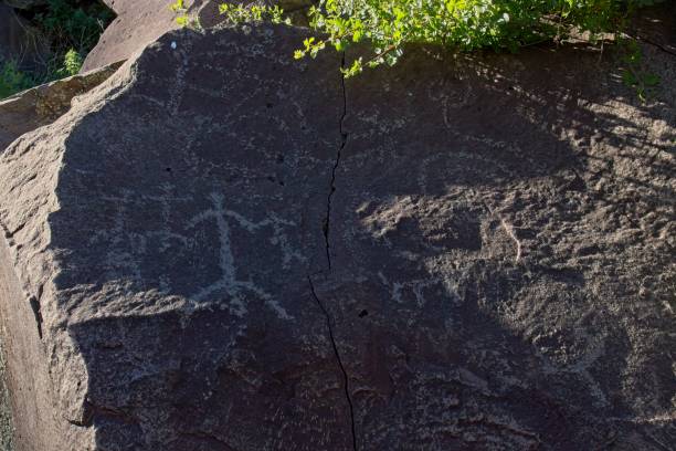 istock Native American petroglyphs on boulders, Flagstaff, Arizona. 1668635340