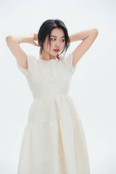 istock A Chinese female college student against a white background 1668987713