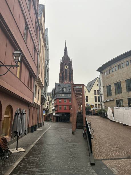 istock Old Streets toward Church 1669134485