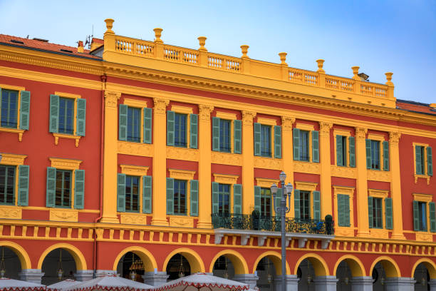 famous place massena em nice, riviera francesa, sul da frança - city of nice restaurant france french riviera - fotografias e filmes do acervo