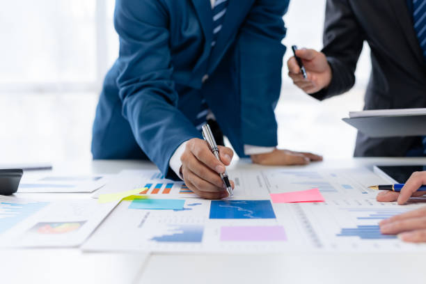 istock Business people meeting explaining the financial graph data and marketing plan. 1669183506