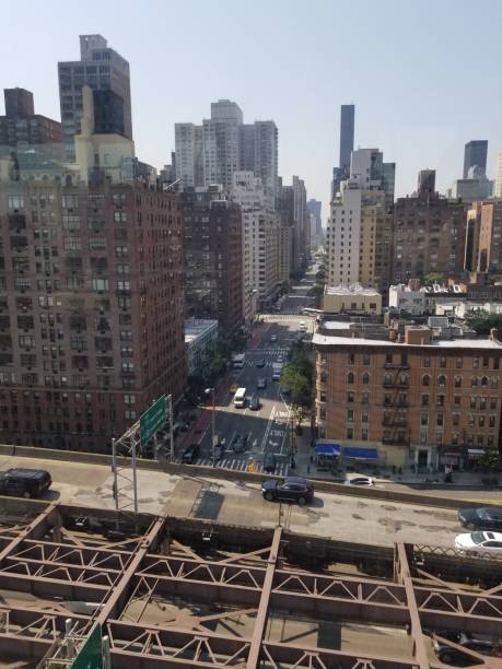 istock Skyline of Manhattan 1669825522
