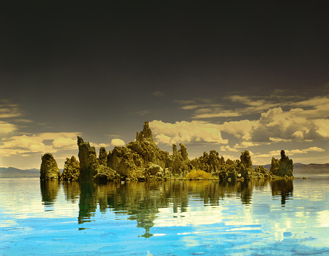 Mono lake formations, USA - amazing rock formations typical of Mono Lake