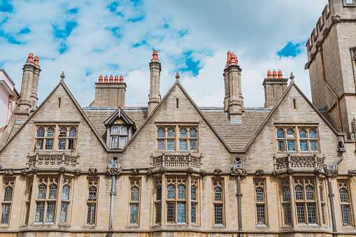 Magníficos edificios históricos en el centro de Oxford, Reino Unido photo
