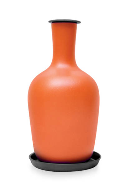 istock Clay bottle called moringa in Brazil. 1670098509