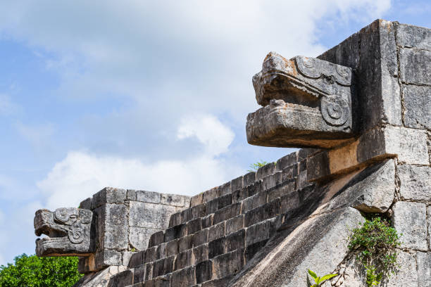 istock Discovering a wonderful country: CHICHEN ITZA 1670138119