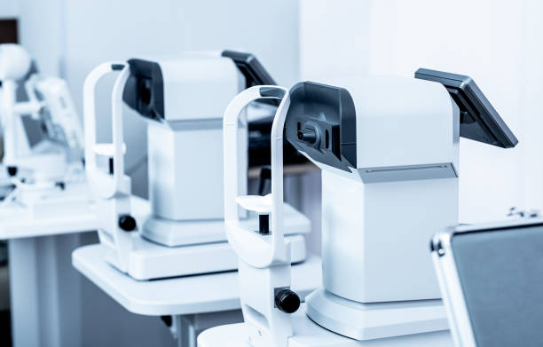 istock Special modern ophthalmologic clinic white diagnostics devices 1670718395