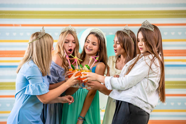 istock Girls drinking cocktails 1670750795