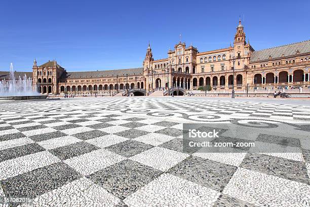 Sevilha - Fotografias de stock e mais imagens de Andaluzia - Andaluzia, Arquitetura, Azul