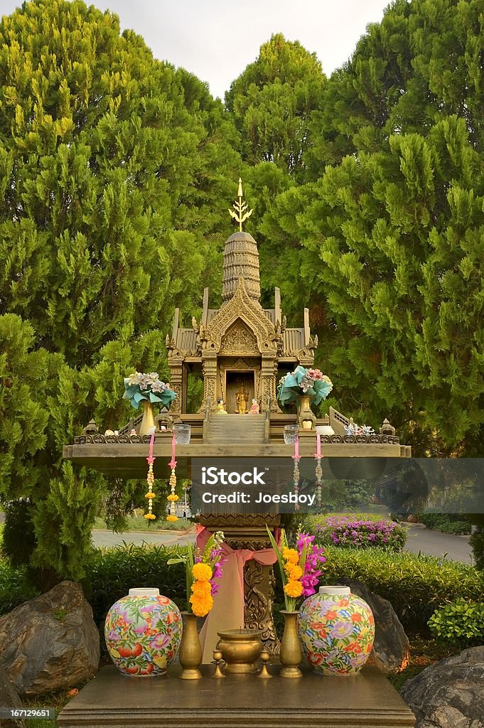 Thai santuario budistas - Foto de stock de Flor libre de derechos