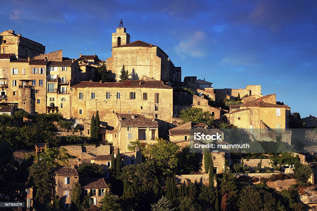 Miasto w Provence - Zbiór zdjęć royalty-free (Valensole)