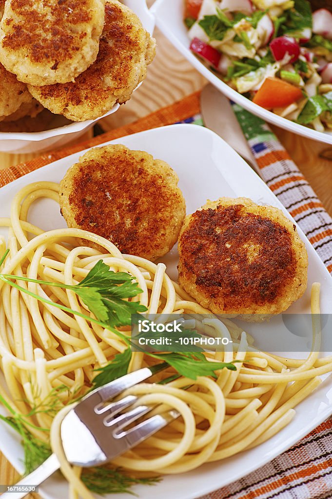 Fleischplätzchen und pasta - Lizenzfrei Burger Stock-Foto