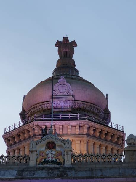 budynek vidhana soudha - bangalore india parliament building vidhana soudha zdjęcia i obrazy z banku zdjęć