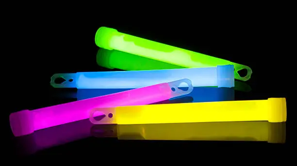 Multicolor glow sticks