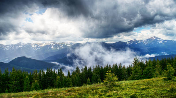 istock Mountains are a great trekking holiday 1671874474