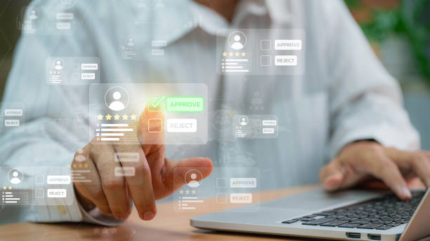 istock Businessman choosing the best customer by Analysis and data network exchange customer. HR recruitment and global outsourcing, Customer service, Teamwork, Strategy, Technology and social network 1671889751