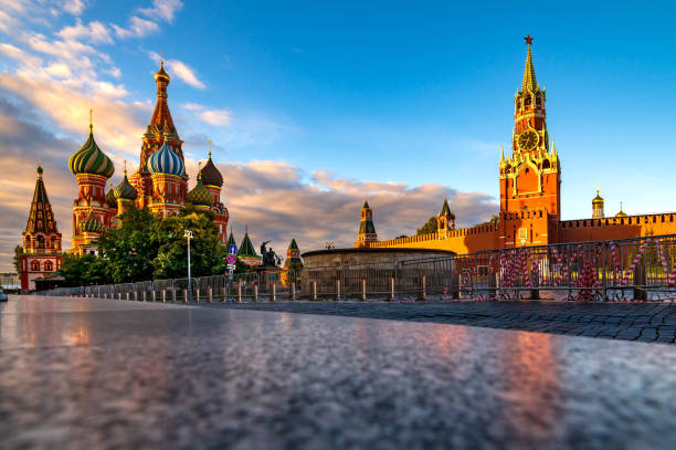istock Russia, Moscow, Kremlin and St. Basil's Cathedral on Red square sunrise 1672110729