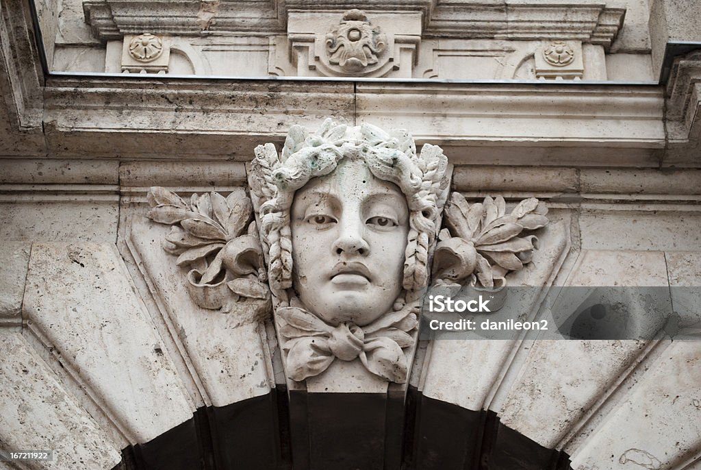 Escultura de Buda castle de Budapest - Foto de stock de Aire libre libre de derechos