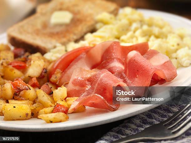 Turkey Bacon And Eggs Stock Photo - Download Image Now - Turkey Bacon, Bacon,  Animal Egg - iStock