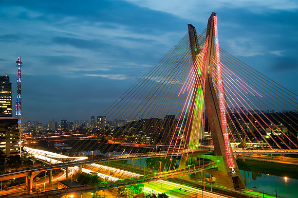 Octavio Frias De Oliveira Bridge, Brazil Most famous bridge in the city at dusk, Octavio Frias De Oliveira Bridge, Pinheiros River, Sao Paulo, Brazil cable stayed bridge stock pictures, royalty-free photos & images