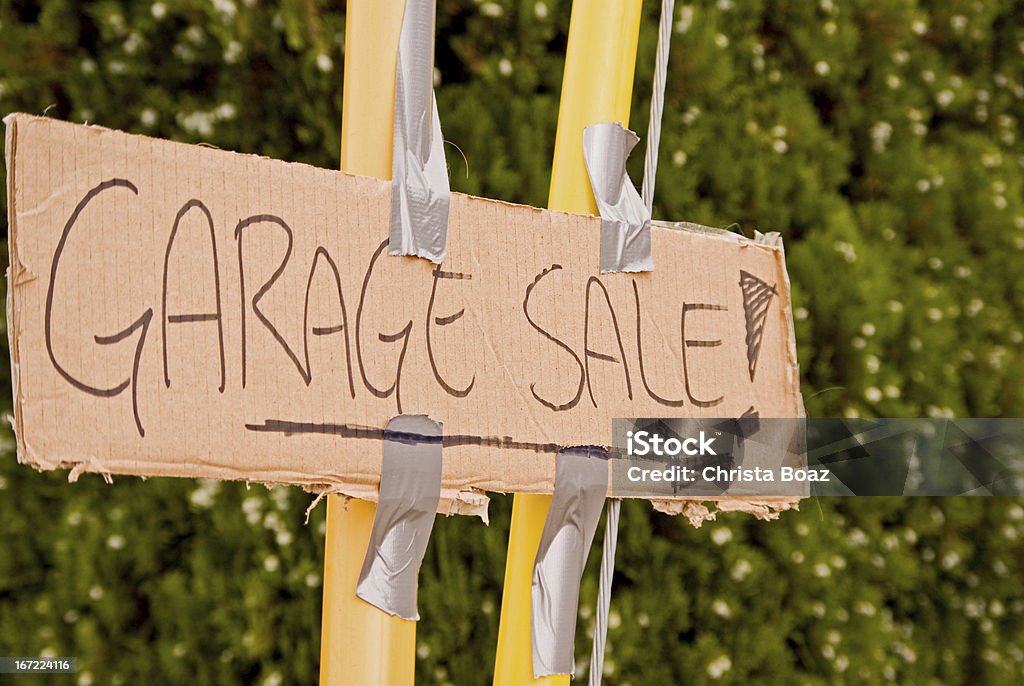 Garage Sale Sign - Lizenzfrei Isolierband Stock-Foto