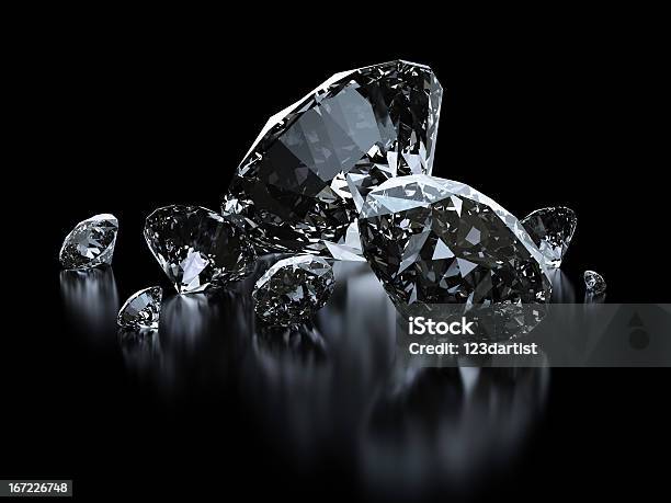 Luxus Diamanten Auf Schwarzem Hintergrund Stockfoto und mehr Bilder von Diamant - Diamant, Schwarzer Hintergrund, Eiswürfel