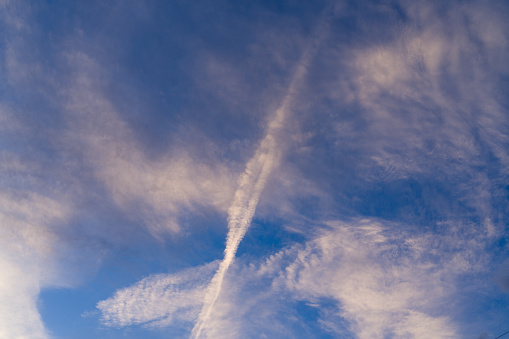 Chem Trails in Sky