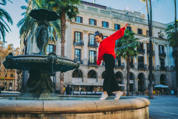istock Tourist in Barcelona 1672274482