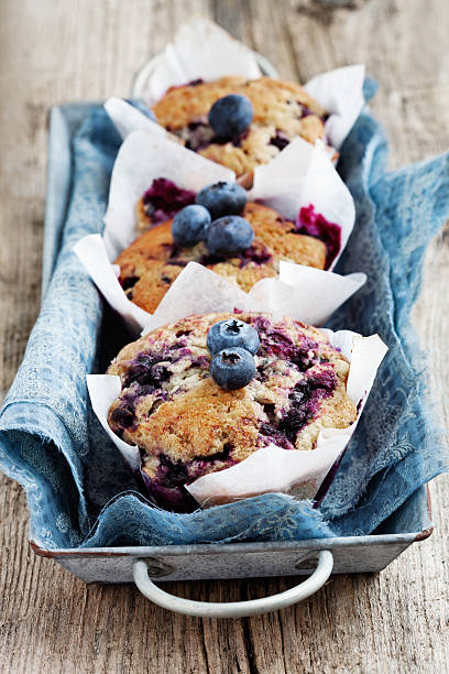 블루베리 머핀 - muffin cake cupcake blueberry muffin 뉴스 사진 이미지