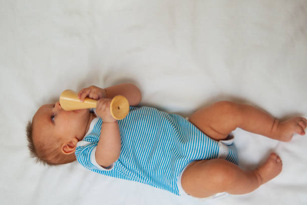 istock Baby bites an obstetric stethoscope. 1672447991