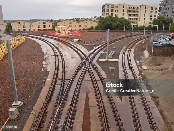 Descido Ferroviária - Fotografias de stock e mais imagens de Aço - Aço, Chuva, Cidade