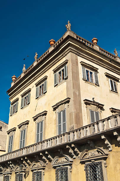 istock Ancient Residential in Firenze, Italy 167287121