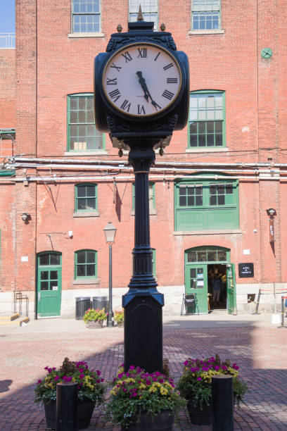 istock Time Electric clock in the Distillery District, Toronto 1672923986