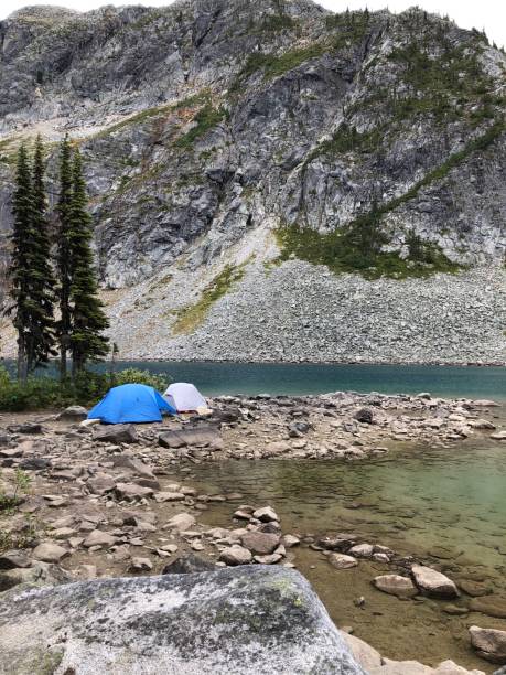 istock Tenting at Rohr Lake 1672958689