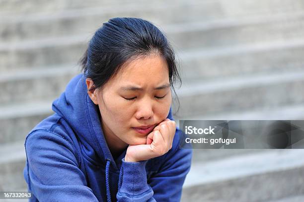 Photo libre de droit de La Frustration banque d'images et plus d'images libres de droit de Une seule femme - Une seule femme, 25-29 ans, Adulte