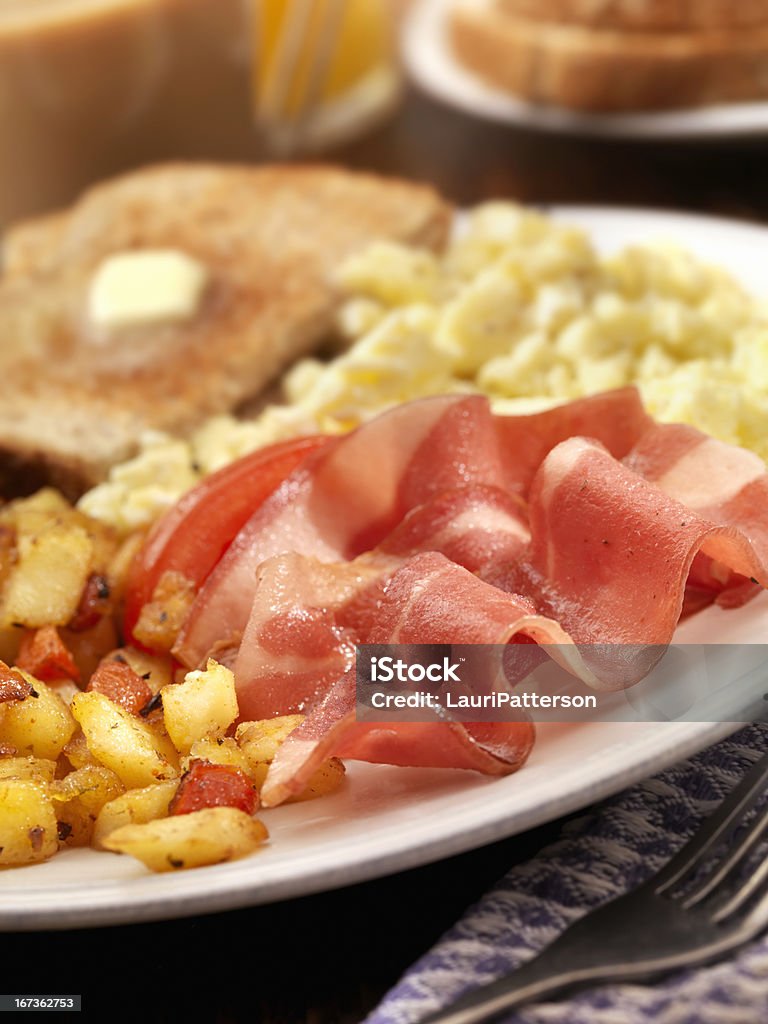 Turkey Bacon And Eggs Stock Photo - Download Image Now - American Culture,  Animal Egg, Bacon - iStock