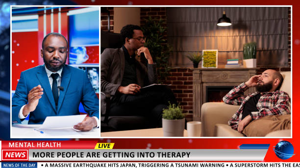 istock Reporter talks psychotherapy story 1673735838
