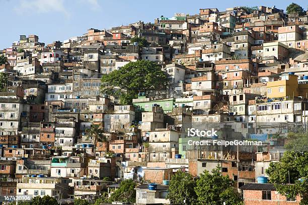 Favela Rocinha Da Rio De Janeiro Brasile - Fotografie stock e altre immagini di Bassifondi - Bassifondi, Brasile, Composizione orizzontale