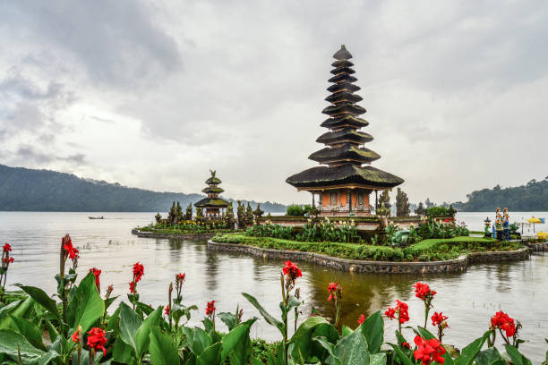 istock Pura Ulun Danu Bratan temple 1674218016