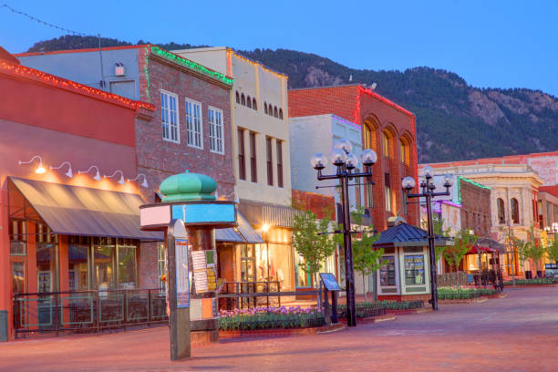 istock Pearl Street in Downtown Boulder, Colorado 1674265562