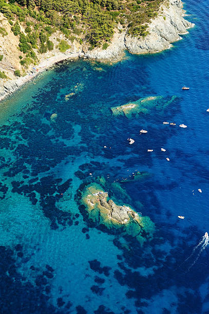 istock Elba-Pomonte Island+shipwreck 167427267